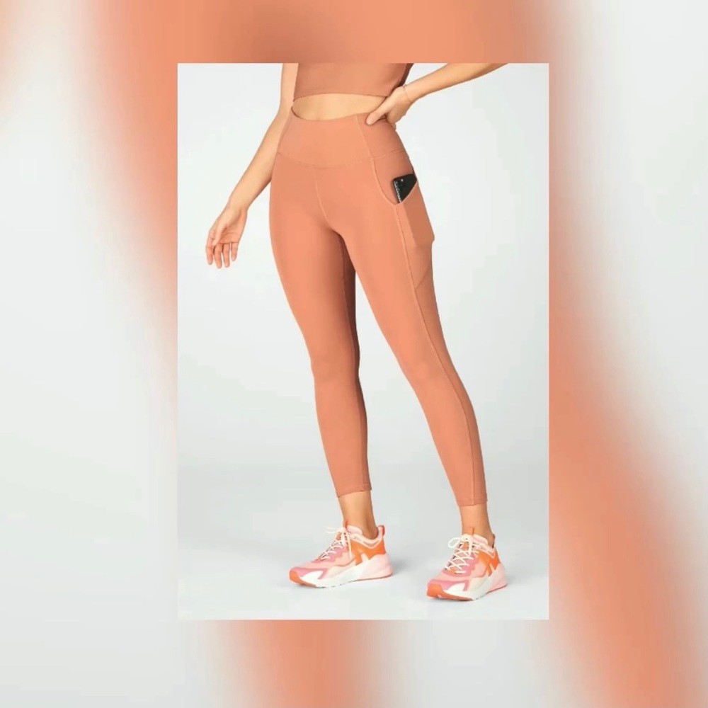 NEW FABLETICS High Waisted Leggings with pockets